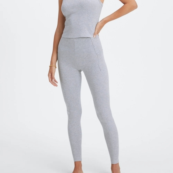 New Fabletics High Waist Heathered Gray BOOST Leggings - Picture 8 of 8